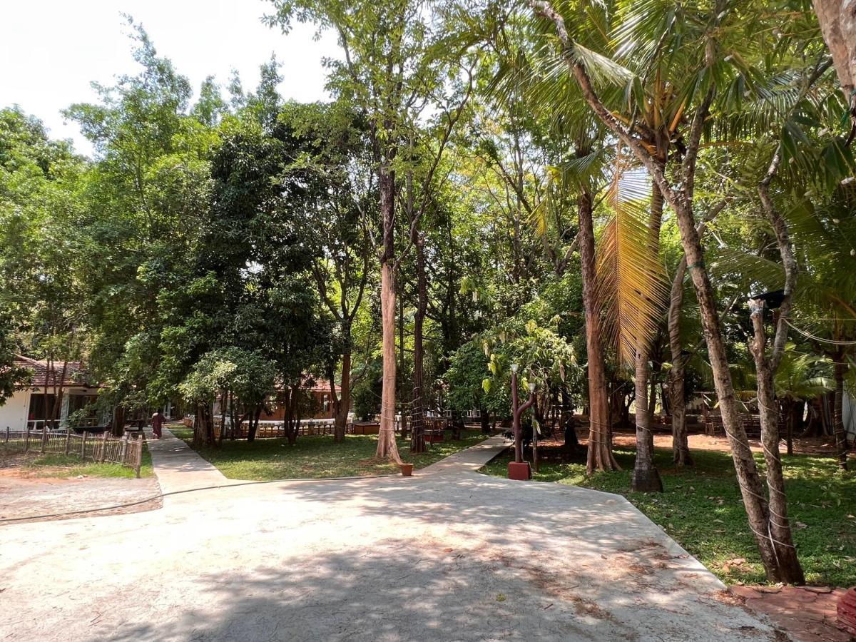 Surya Eco And Wedding Resort Thrissur 외부 사진