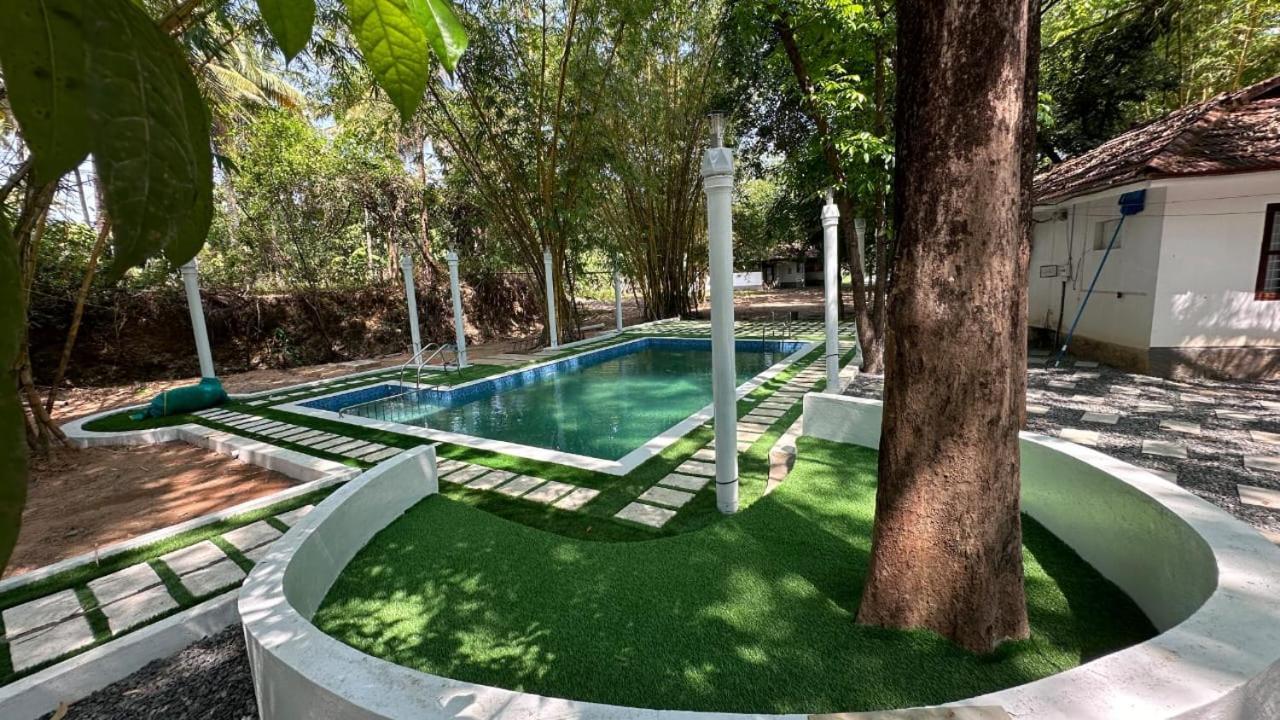 Surya Eco And Wedding Resort Thrissur 외부 사진